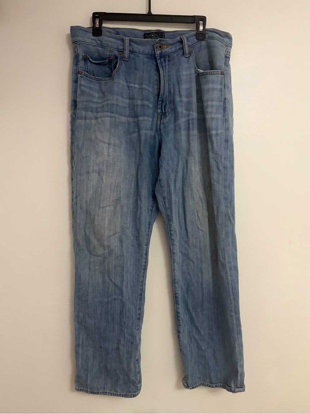 Lucky Brand Light Blue Relaxed Straight Jeans